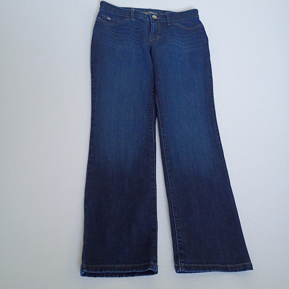 Lee Dark Wash Blue Regular Fit Straight Leg Mid Rise Women's Jeans Size 8 Short